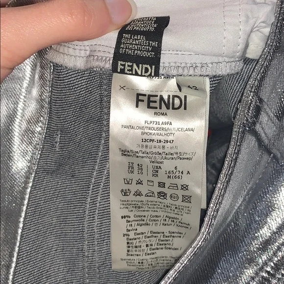 Fendi x Nicki Minaj Prints On collection shorts - Picture 8 of 16